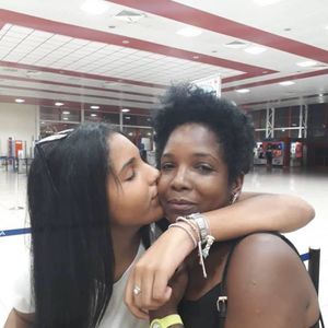 Meet your Posher, Marlen